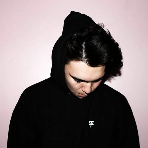 LLusion Profile