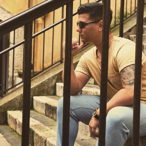 Ariano Profile