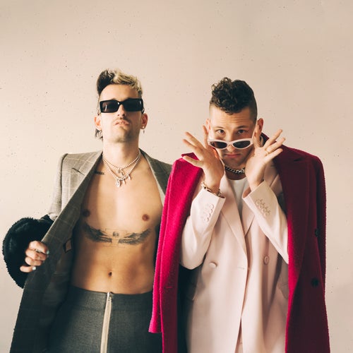 Mau Y Ricky Profile
