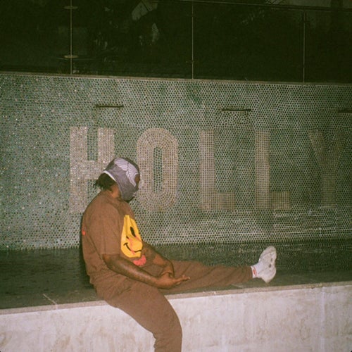 4 U <3