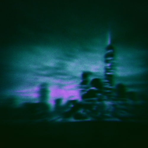 I sing a sad song with my hoe